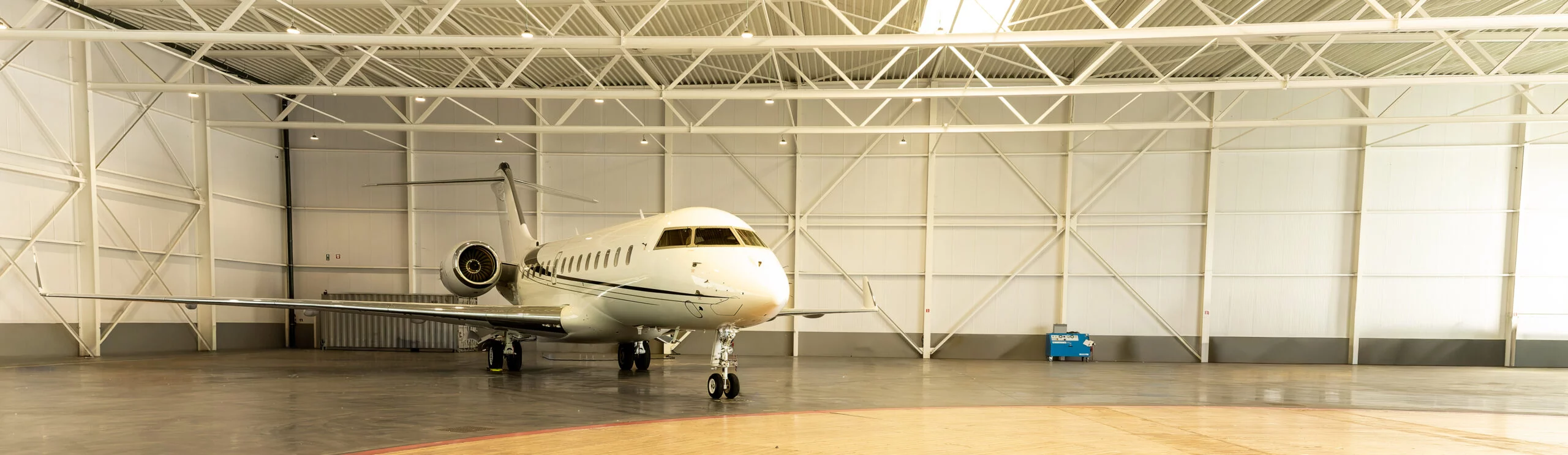 Bombardier Global 5000 Exterior