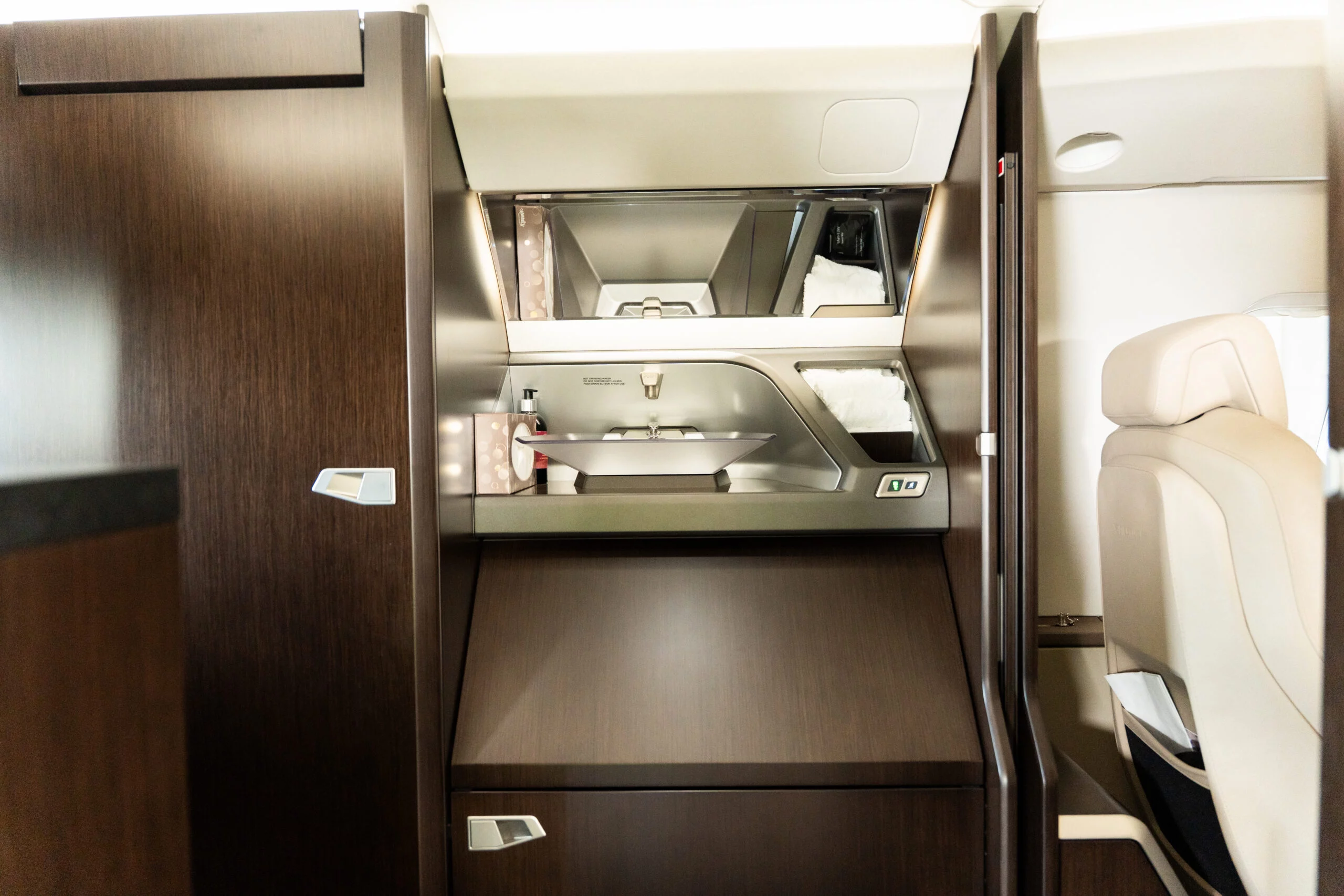 Flyinggroup Pilatus PC24 lavatory in Antwerp