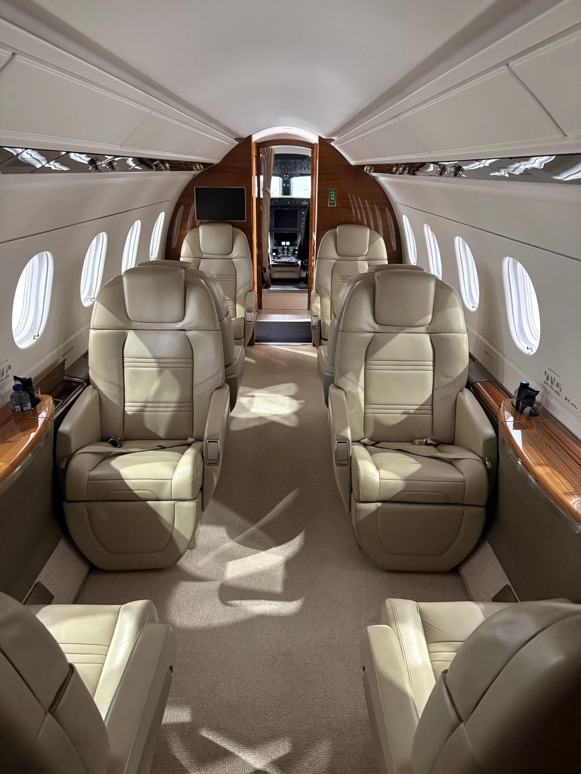 EMBRAER LEGACY 500 INTERIOR