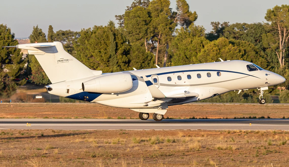 F-HJLP Embraer Praetor Taking off